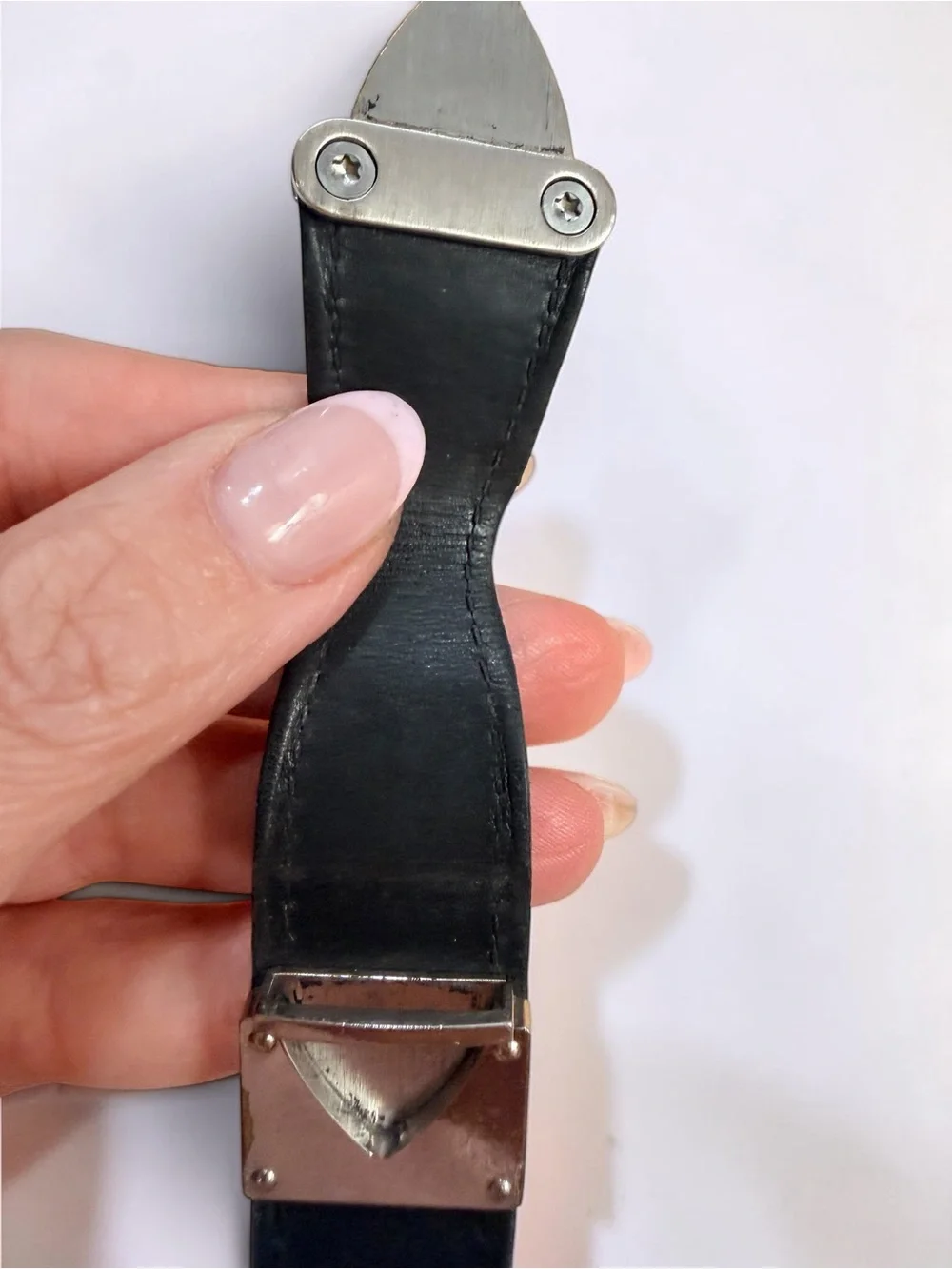 Louis Vuitton Silver Toned Valet Keychain + Dust Bag & Box - PreLOVED